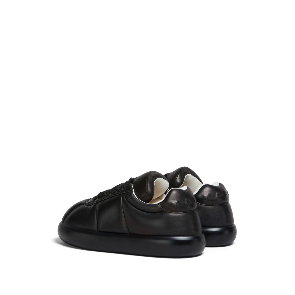 Soft Grain Lace-up Flat