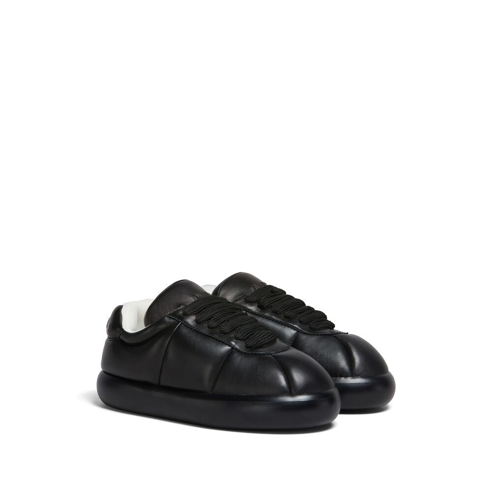 Soft Grain Lace-up Flat