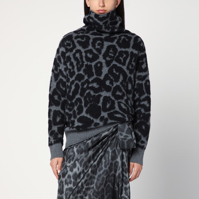 Leopard print turtleneck sweater in wool