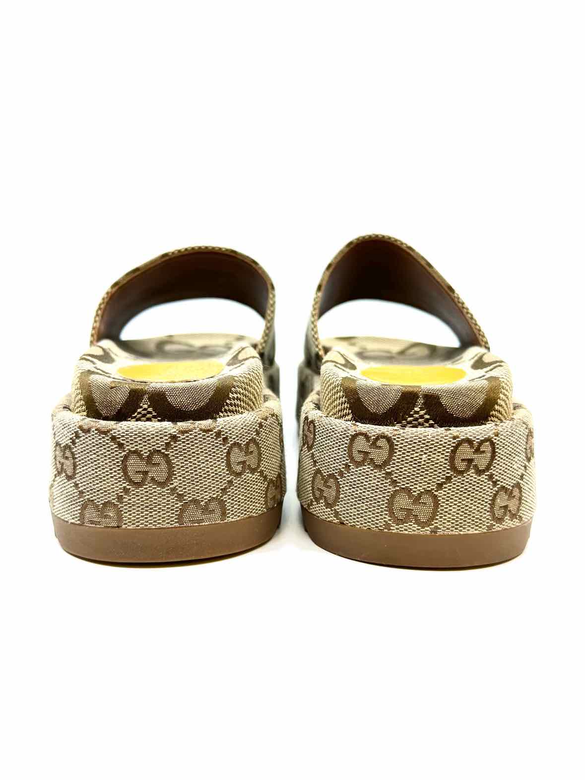 GUCCI Angelina Size 11 Brown, Cream Canvas Monogram Slide
