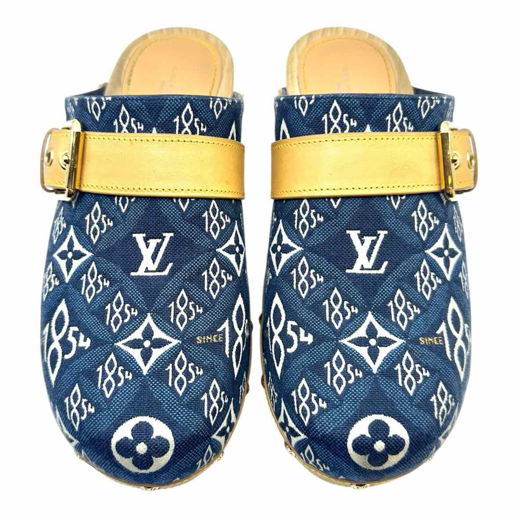 LOUIS VUITTON Size 8 Blue, white Canvas Monogram Clogs