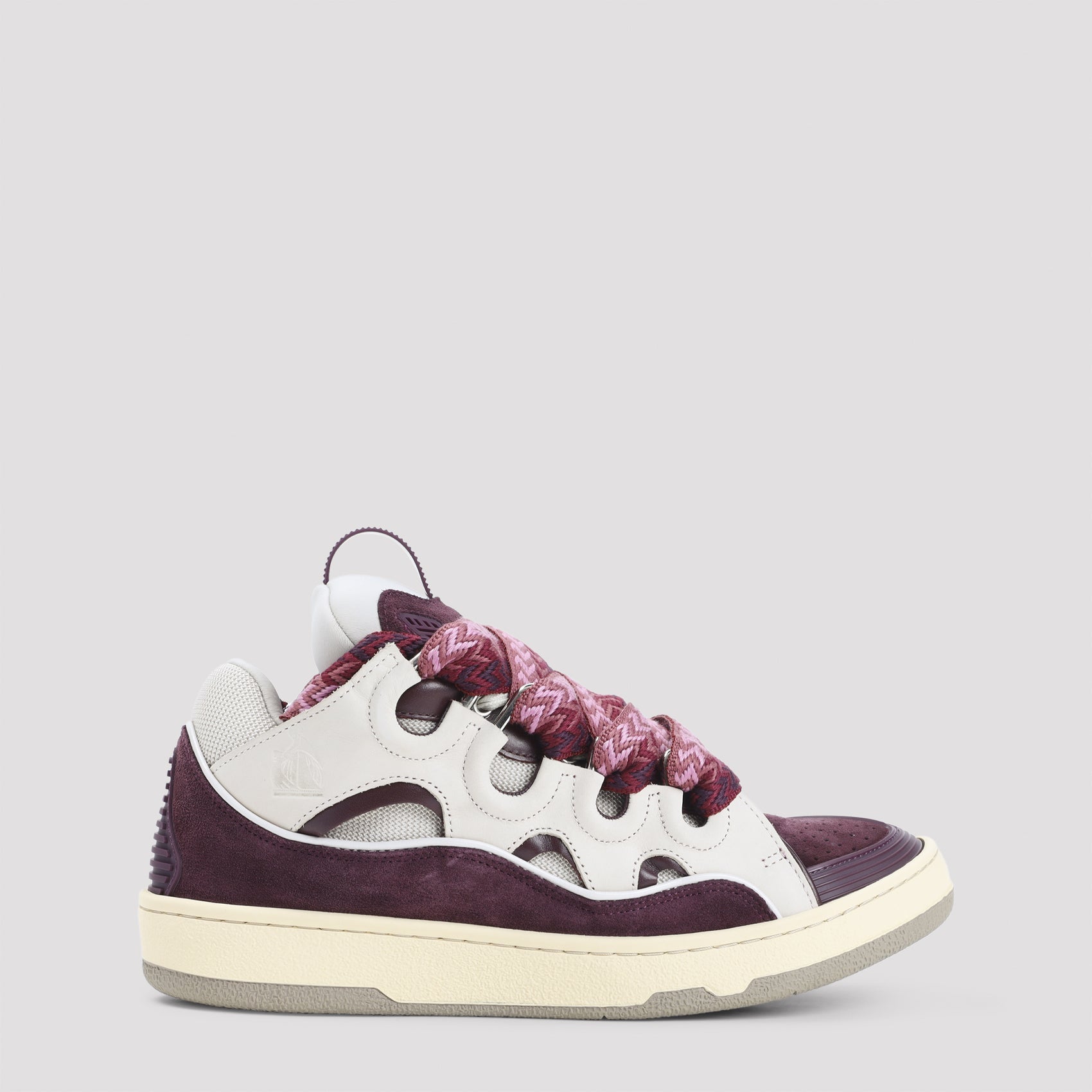 Curb Sneakers