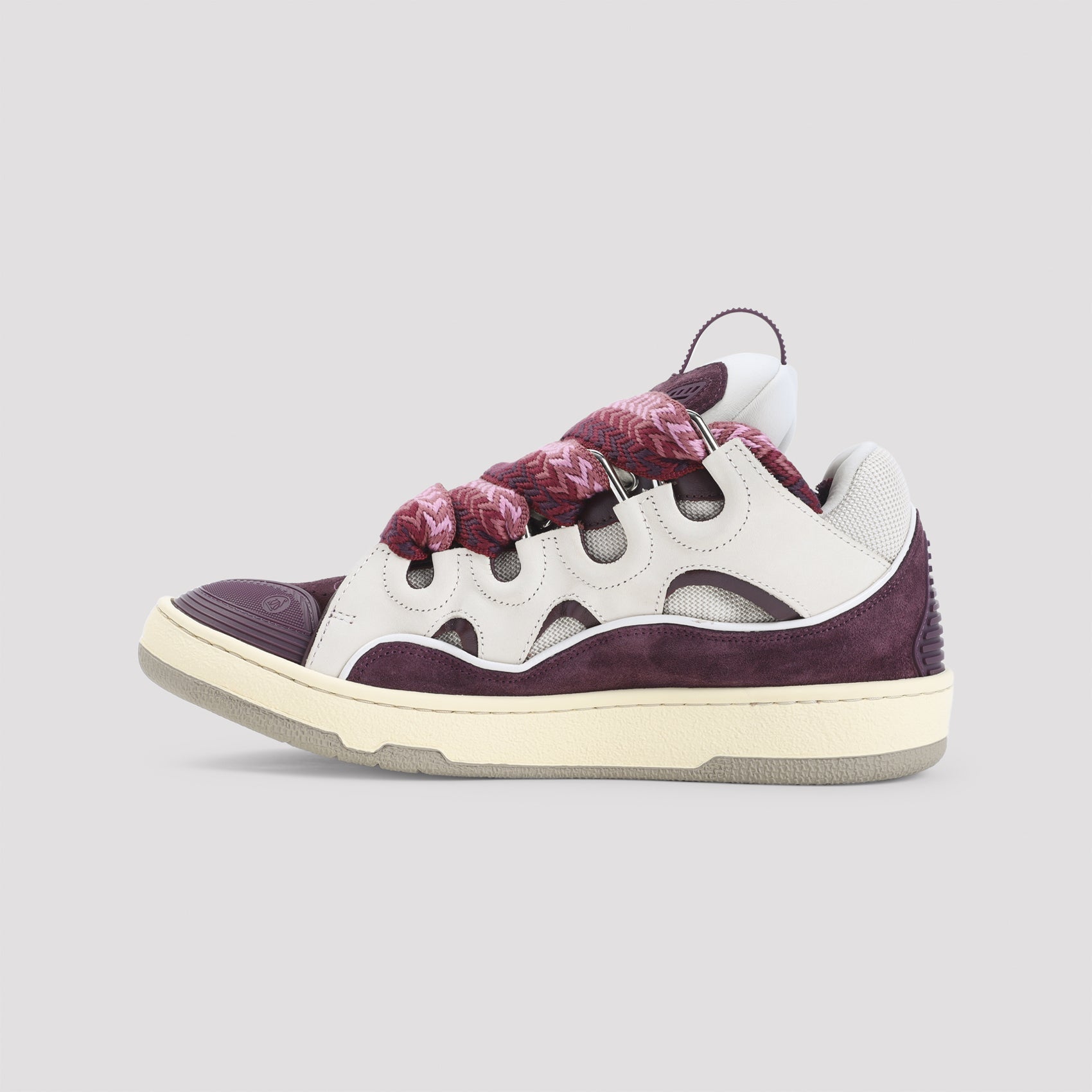 Curb Sneakers
