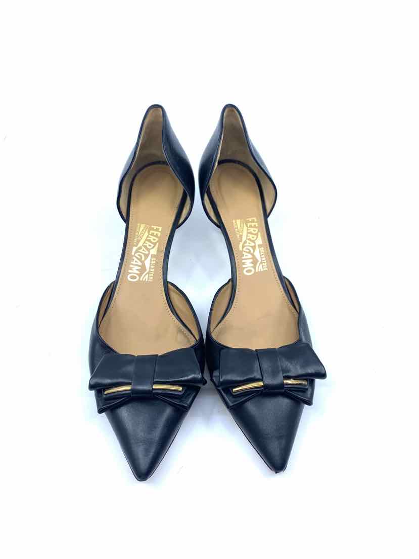 SALVATORE FERRAGAMO Black Pumps | 9.5