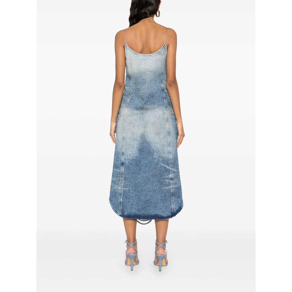 Elevated Scoop Top