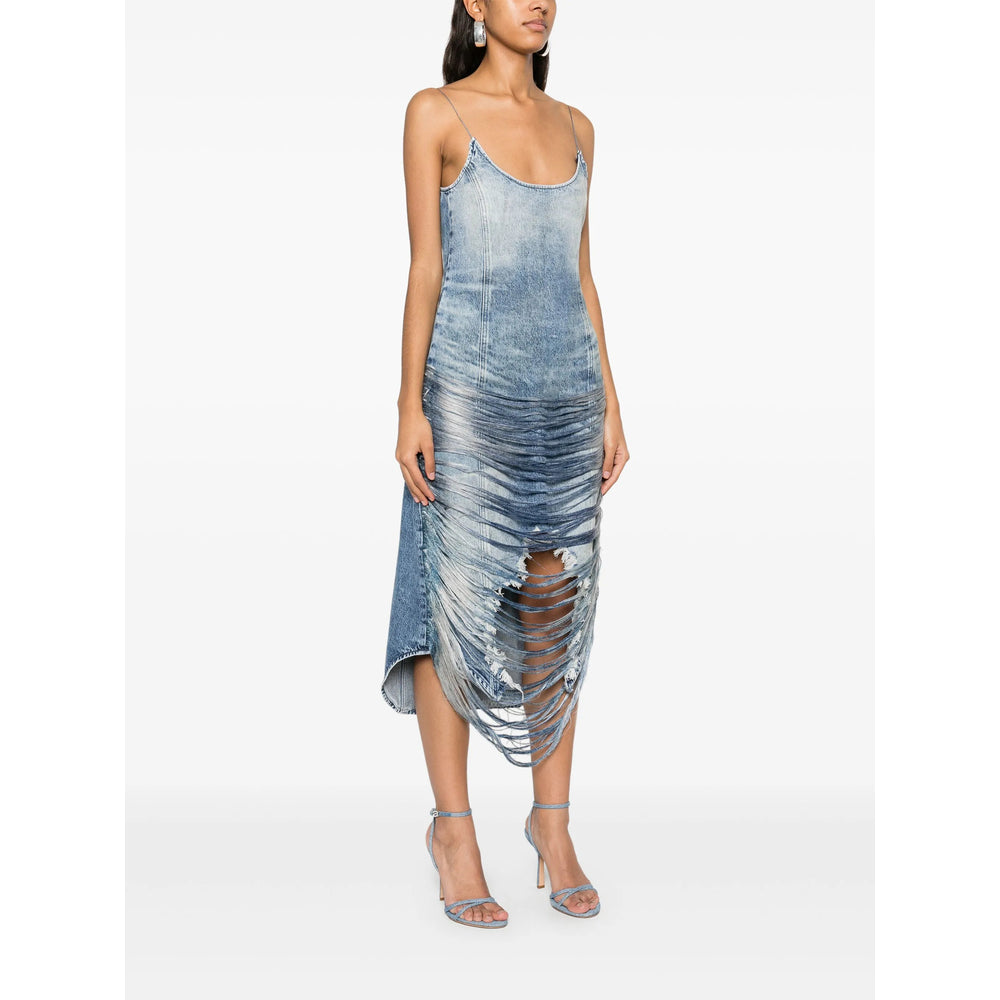 Elevated Scoop Top