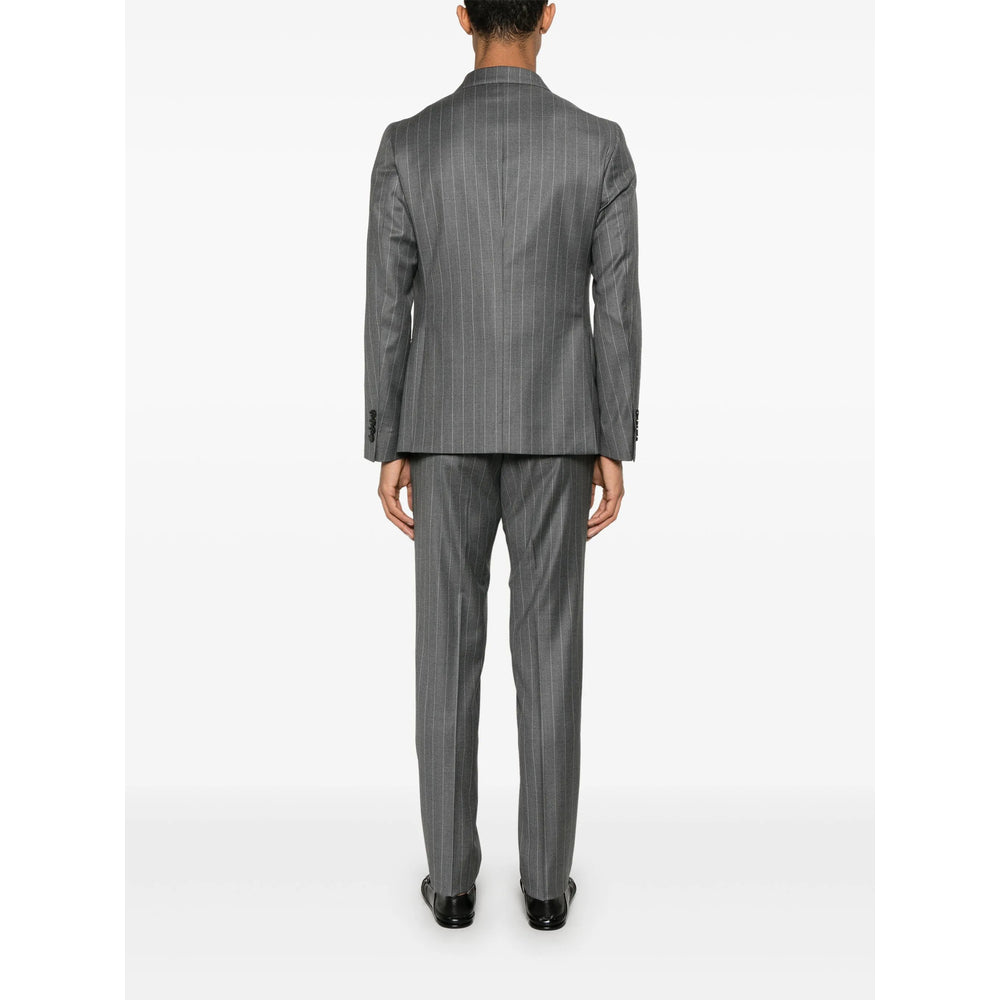 Suit