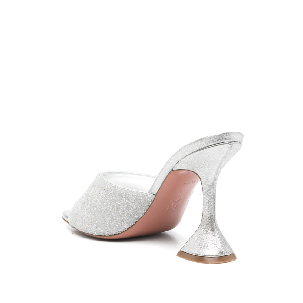 Sleek Glamour Trainer