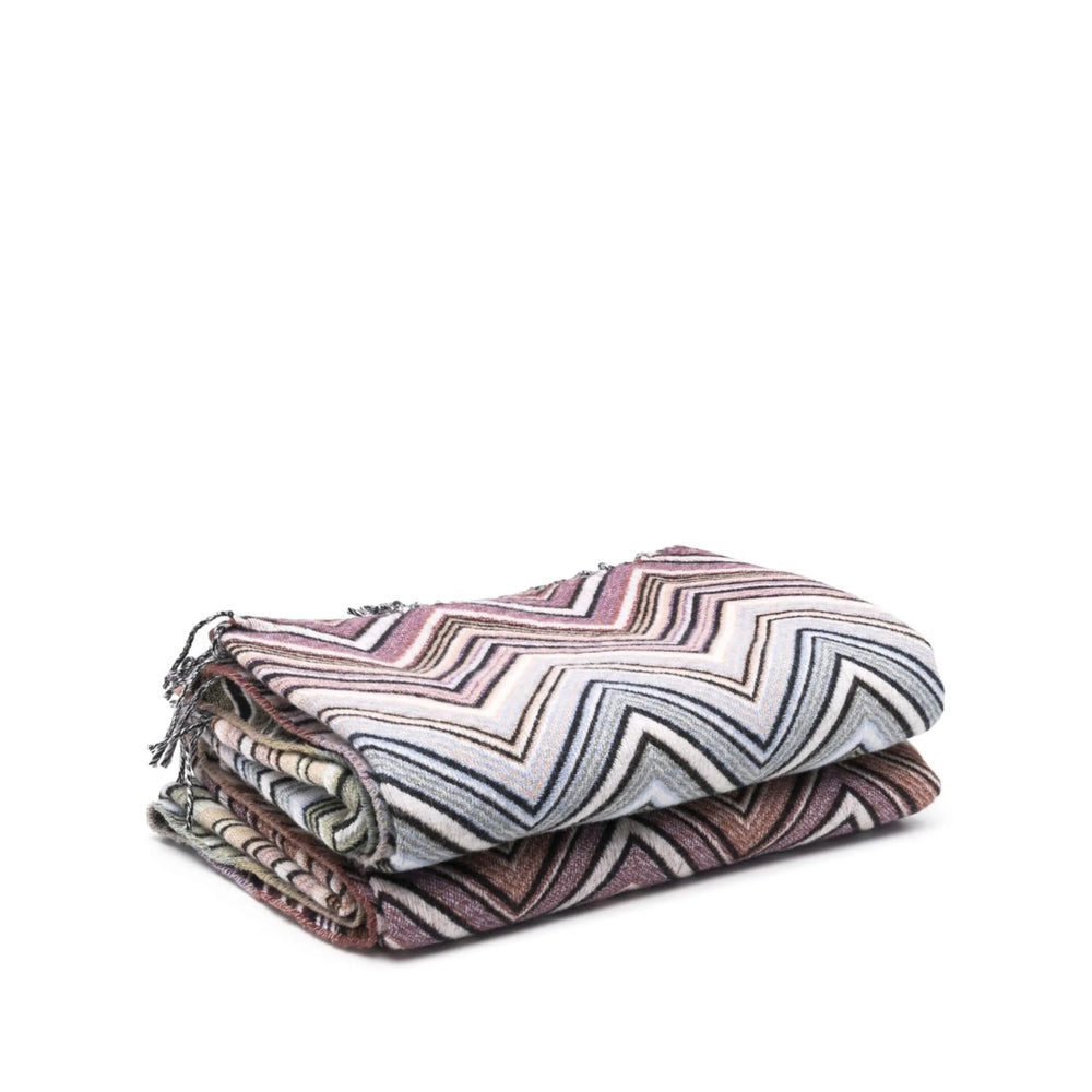 Vibrant Zigzag Blend Throw Blanket