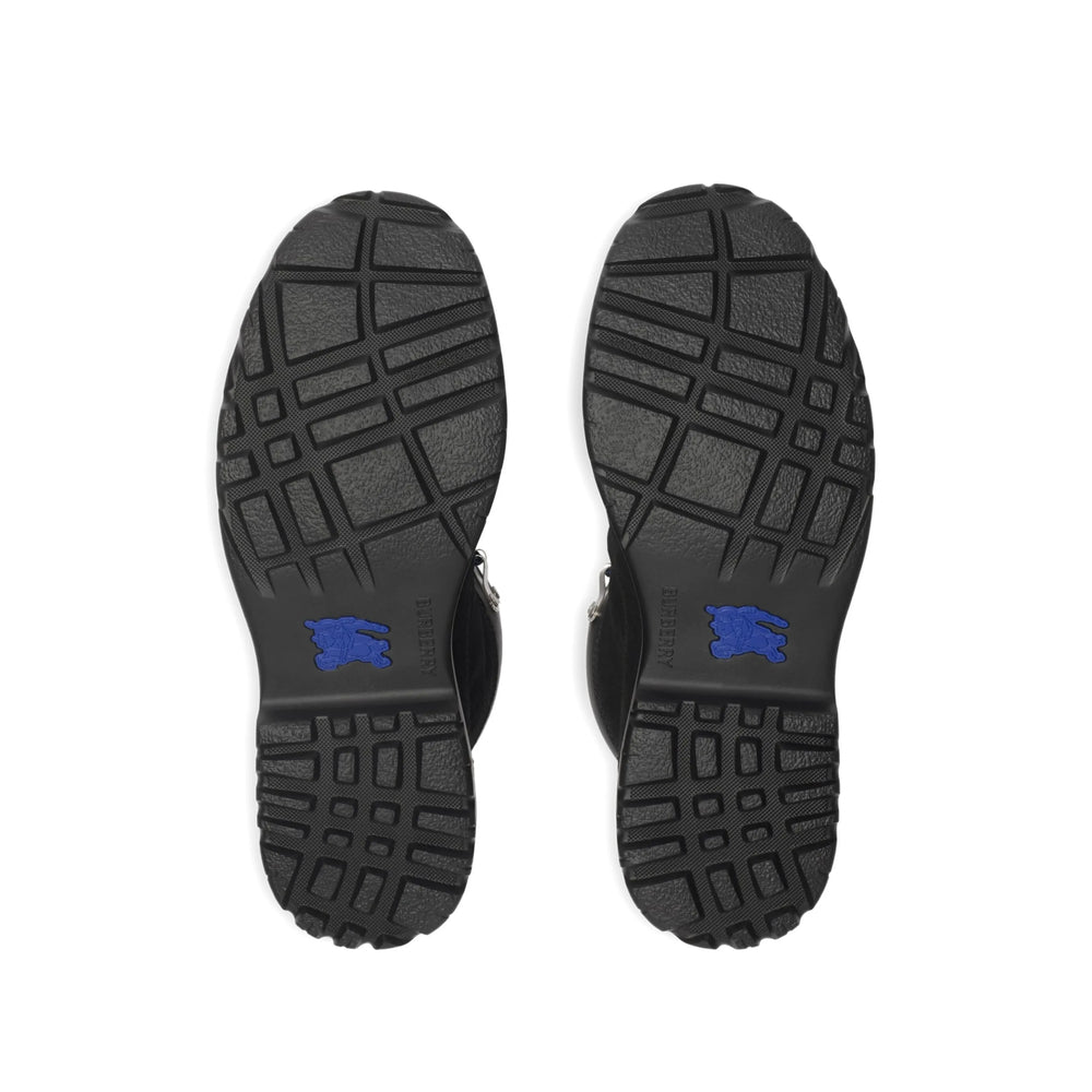 Sleek Lace-up Calf Leather Shoe