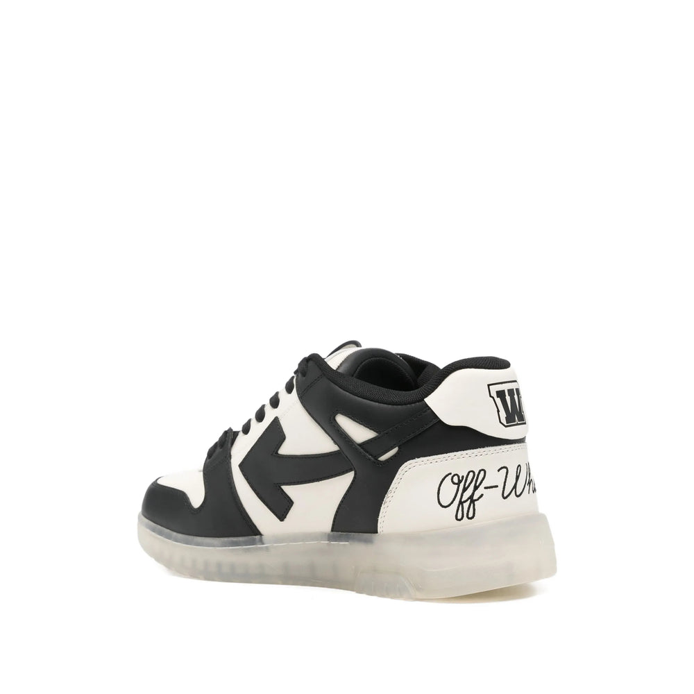 Monochromatic Arrow Slip-on