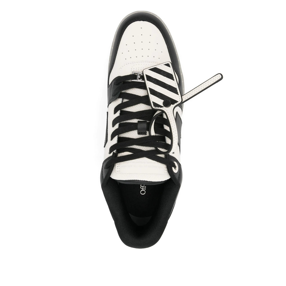 Monochromatic Arrow Slip-on