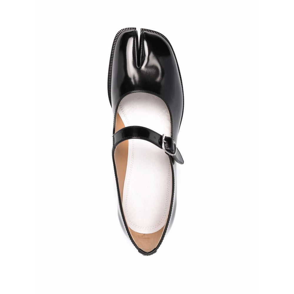 Sleek Tabi Ankle Boot