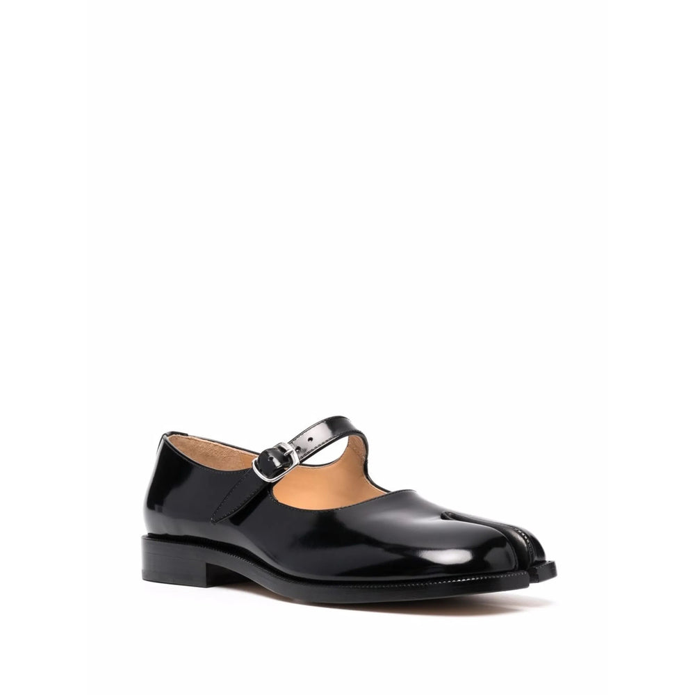 Sleek Tabi Ankle Boot