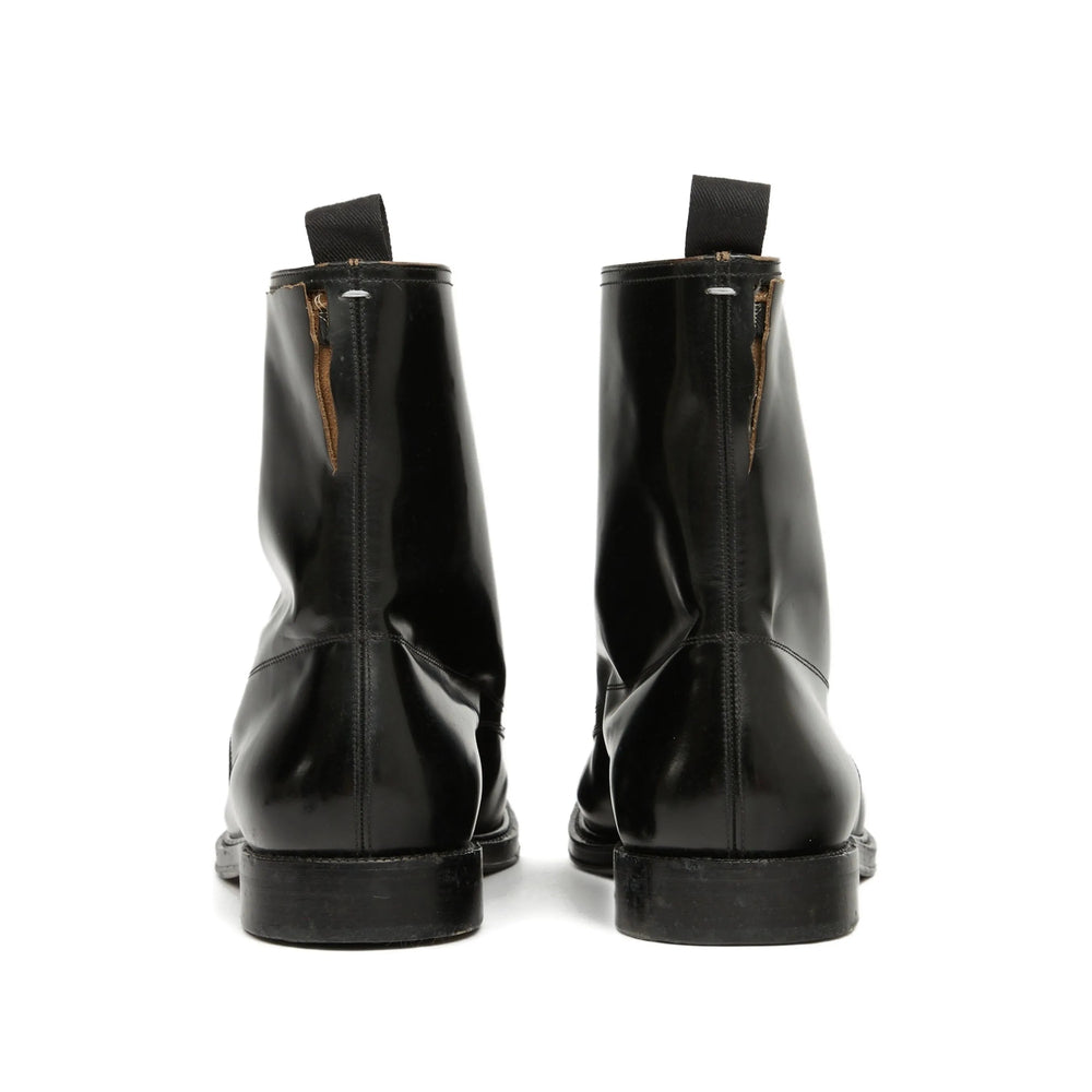 Round Toe Lace Boot