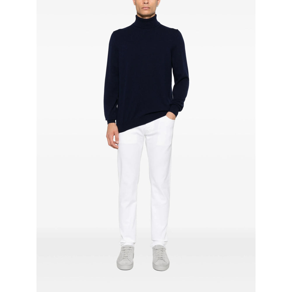 Soft Cashmere Roll Neck Sweater