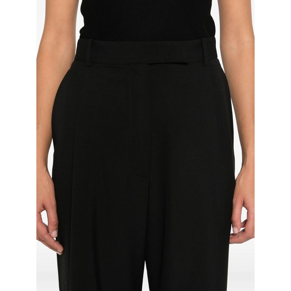 Modern Pleated Linen Pant