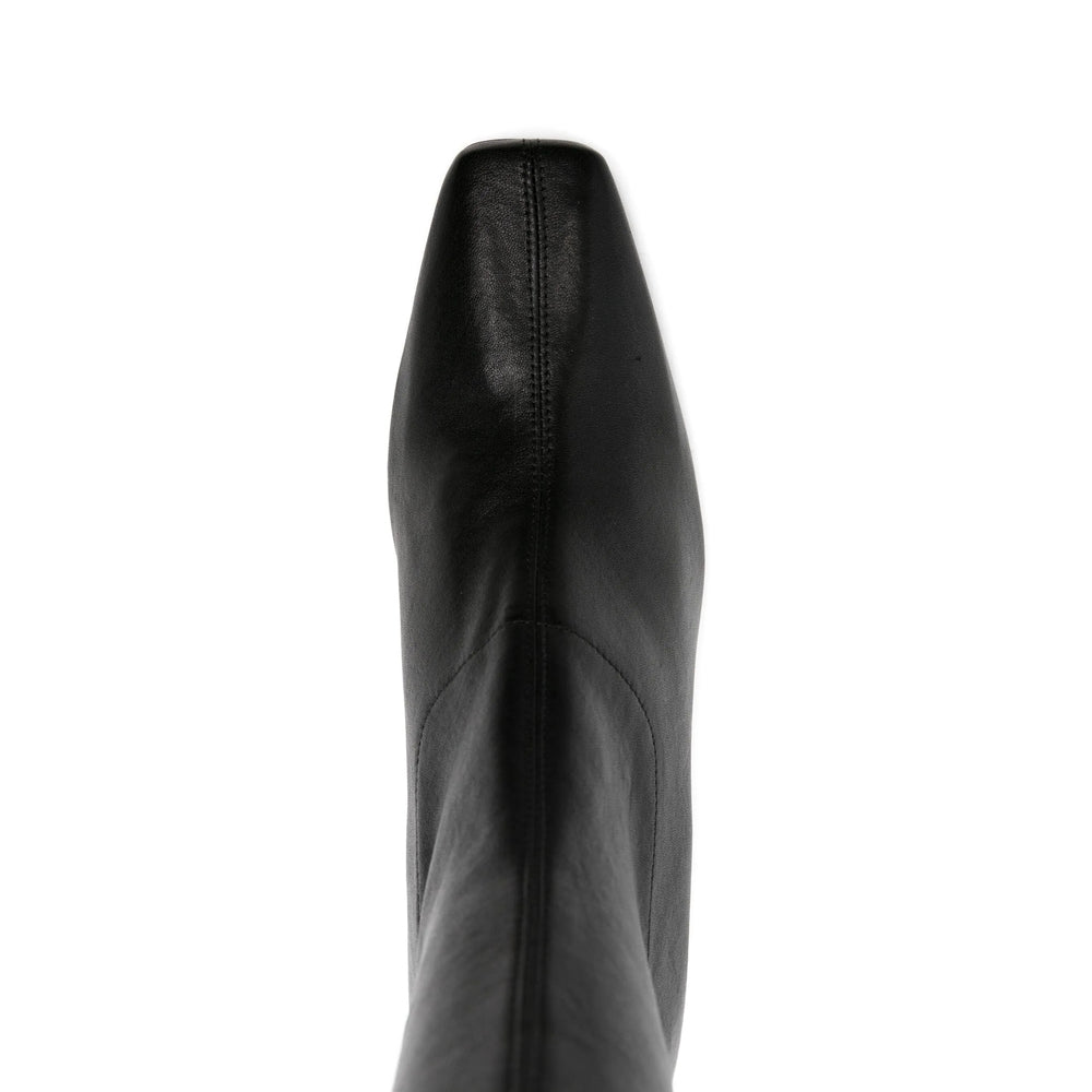 Black Leather Pull-on