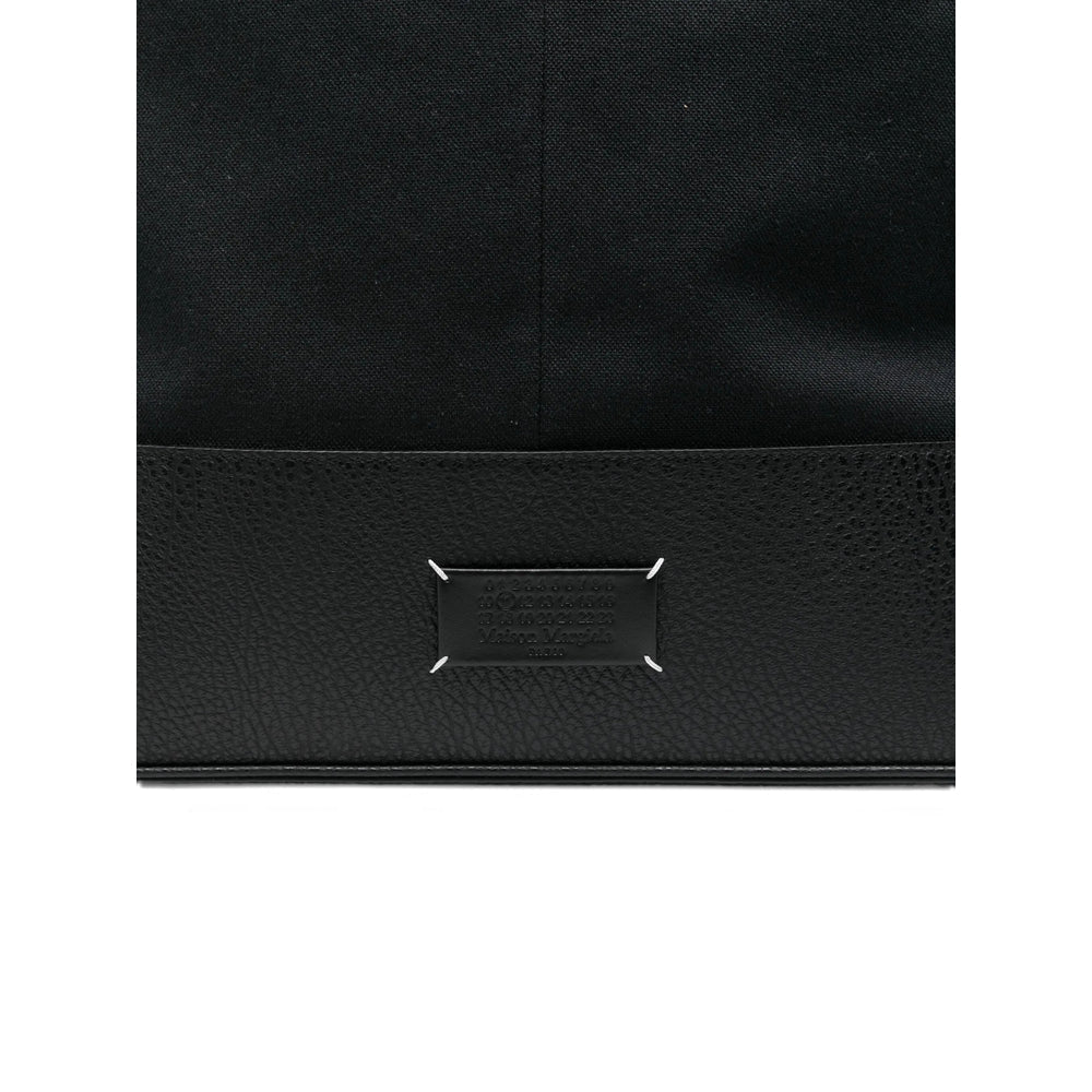 Grained Shoulder Tote