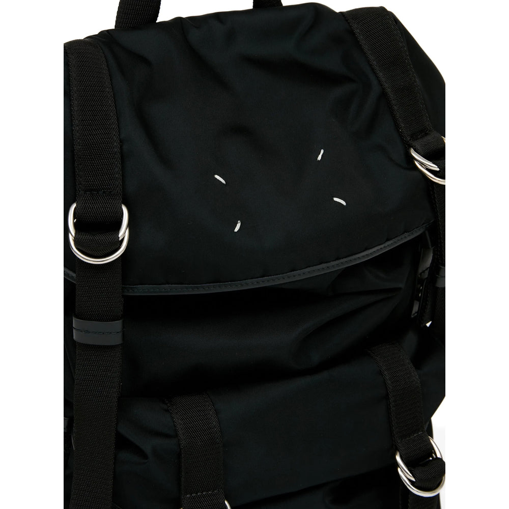 Sleek Magnetic Tote