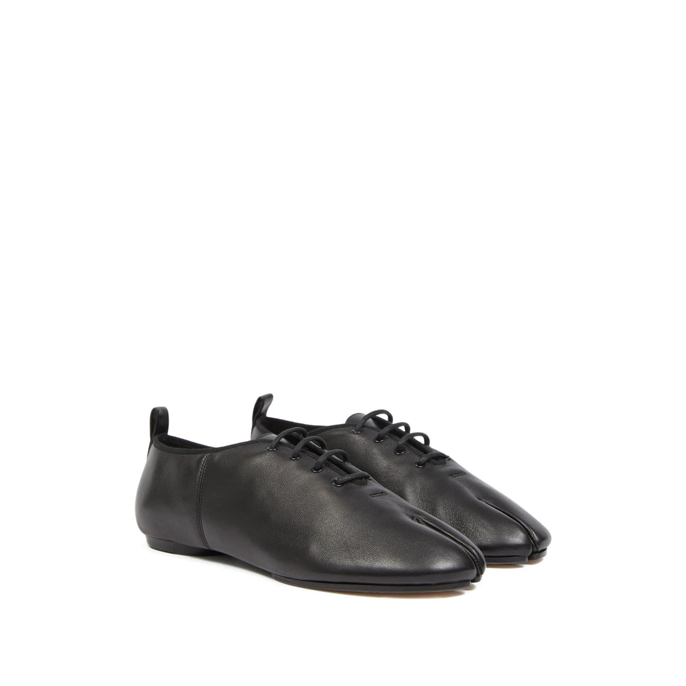 Classic Lace-up Boot
