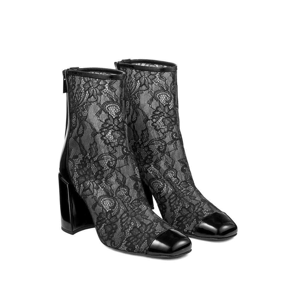 Block Heel Lace-up