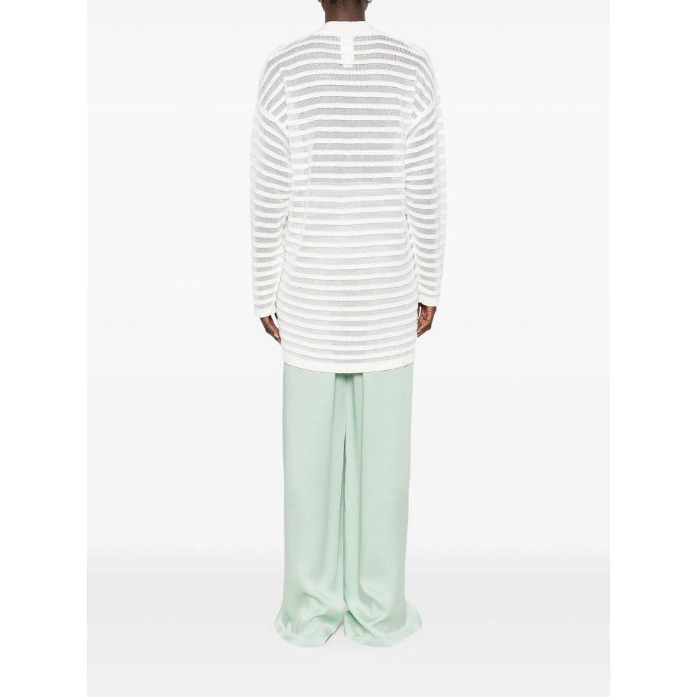 Crisp V-neck Cotton Linen Blouse