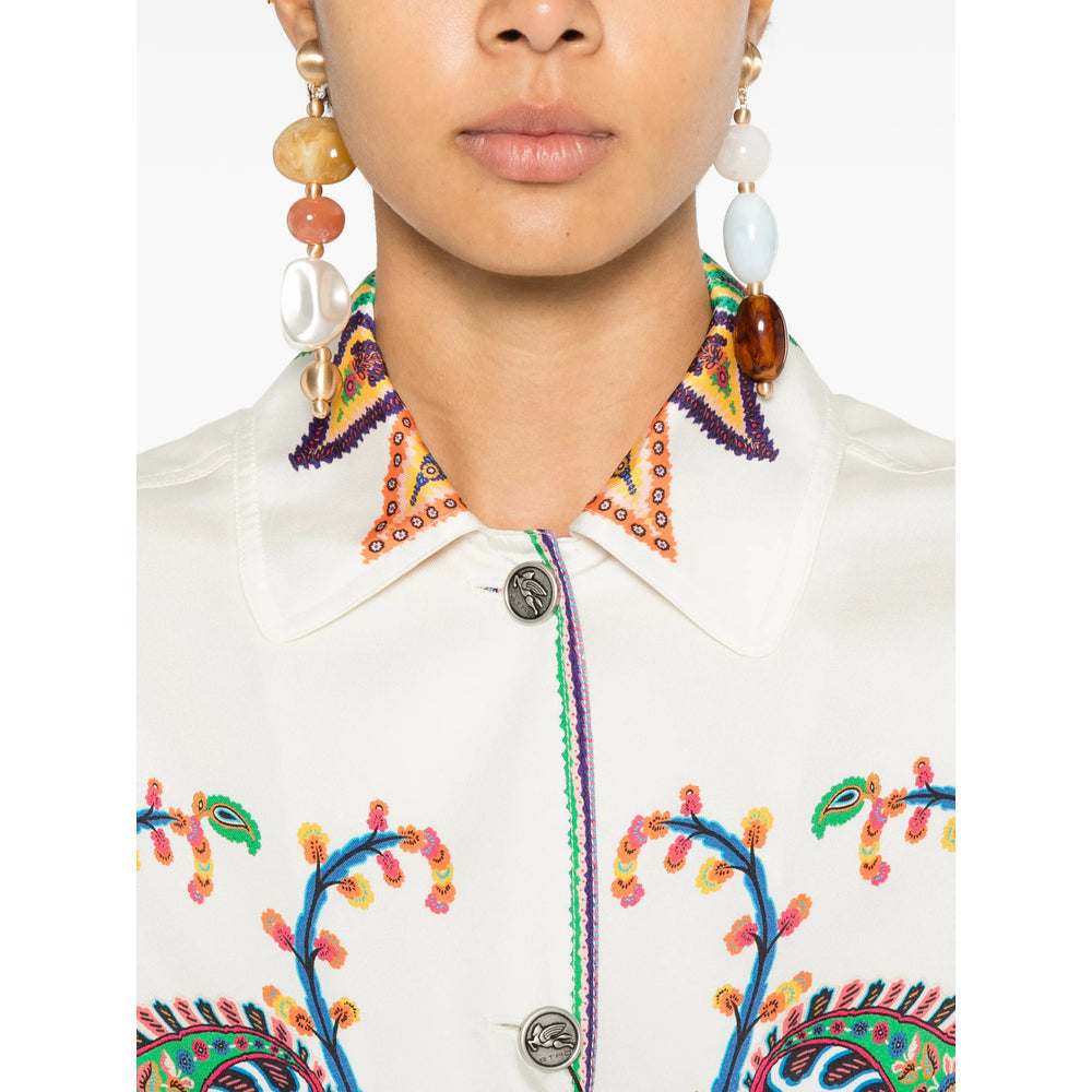 Crisp Paisley Shawl Collar