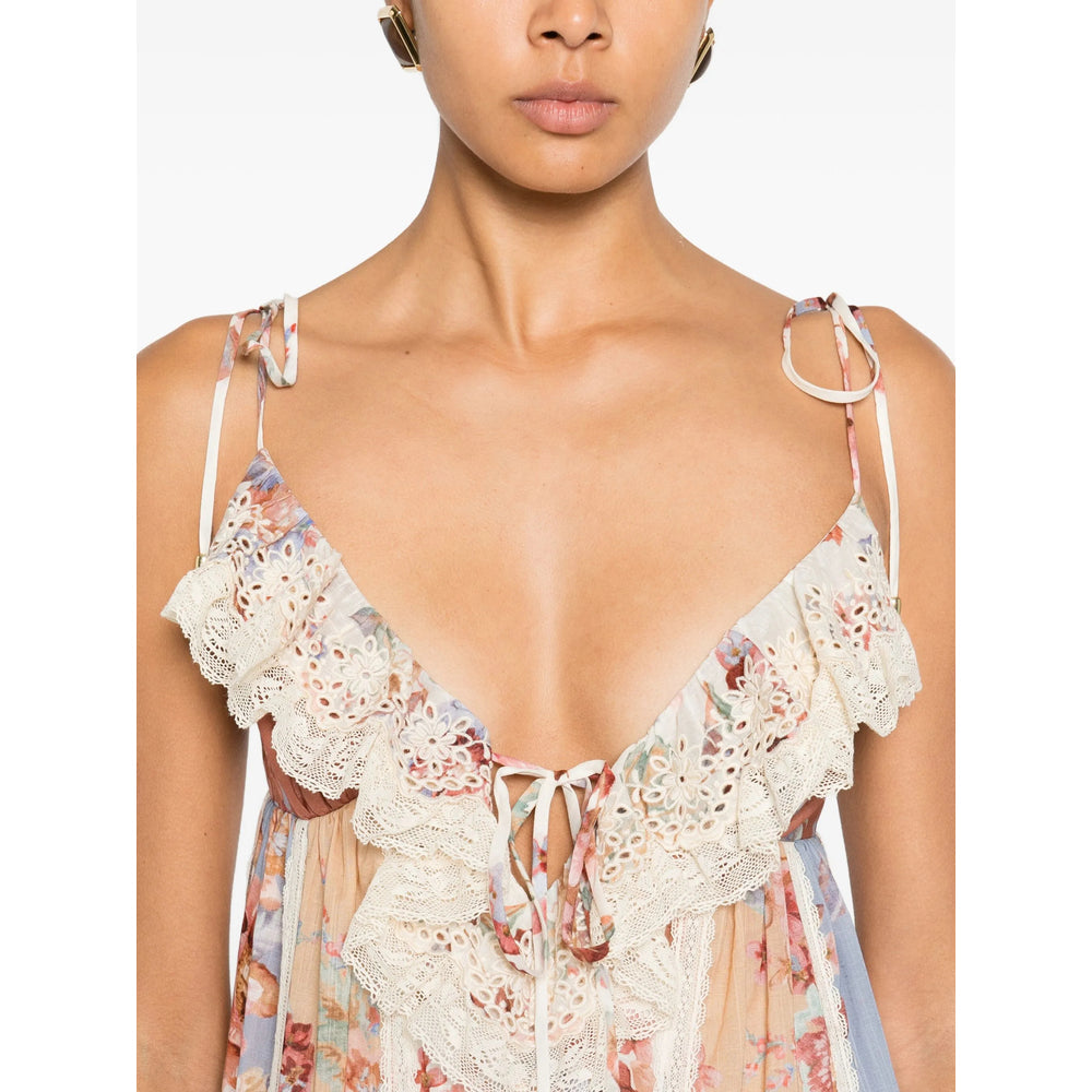 Soft Lace Ruffled Top