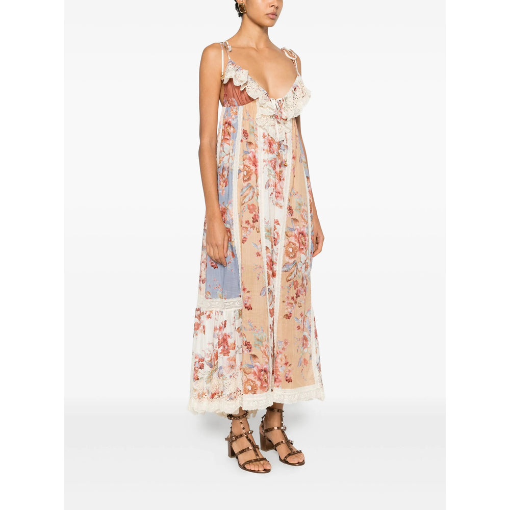 Soft Lace Ruffled Top