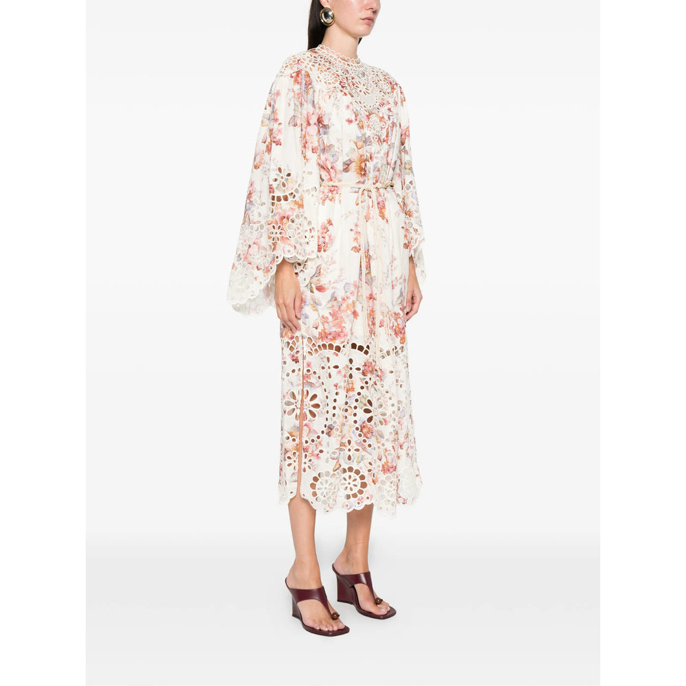 Ivory Floral Lace Belt