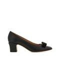 Squared Bow Pump
