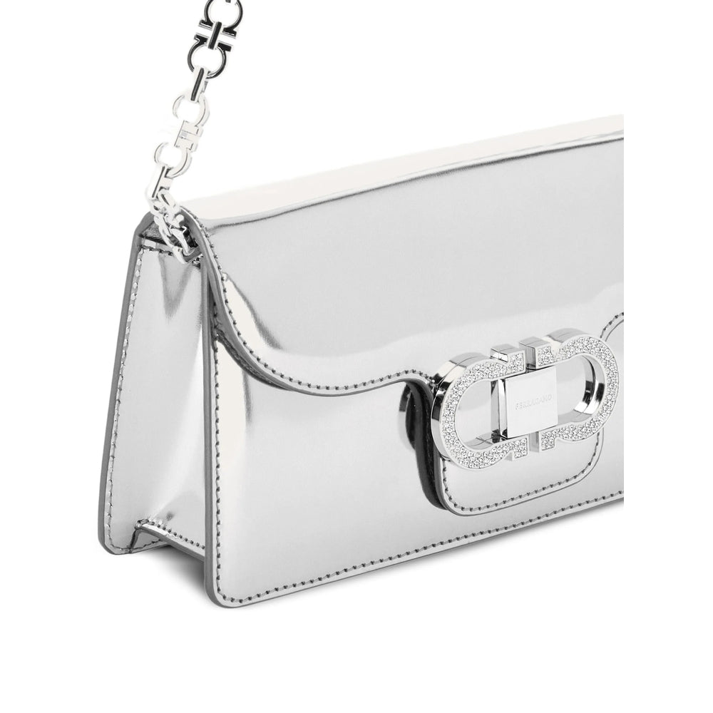 Sleek Chain Strap Accessory