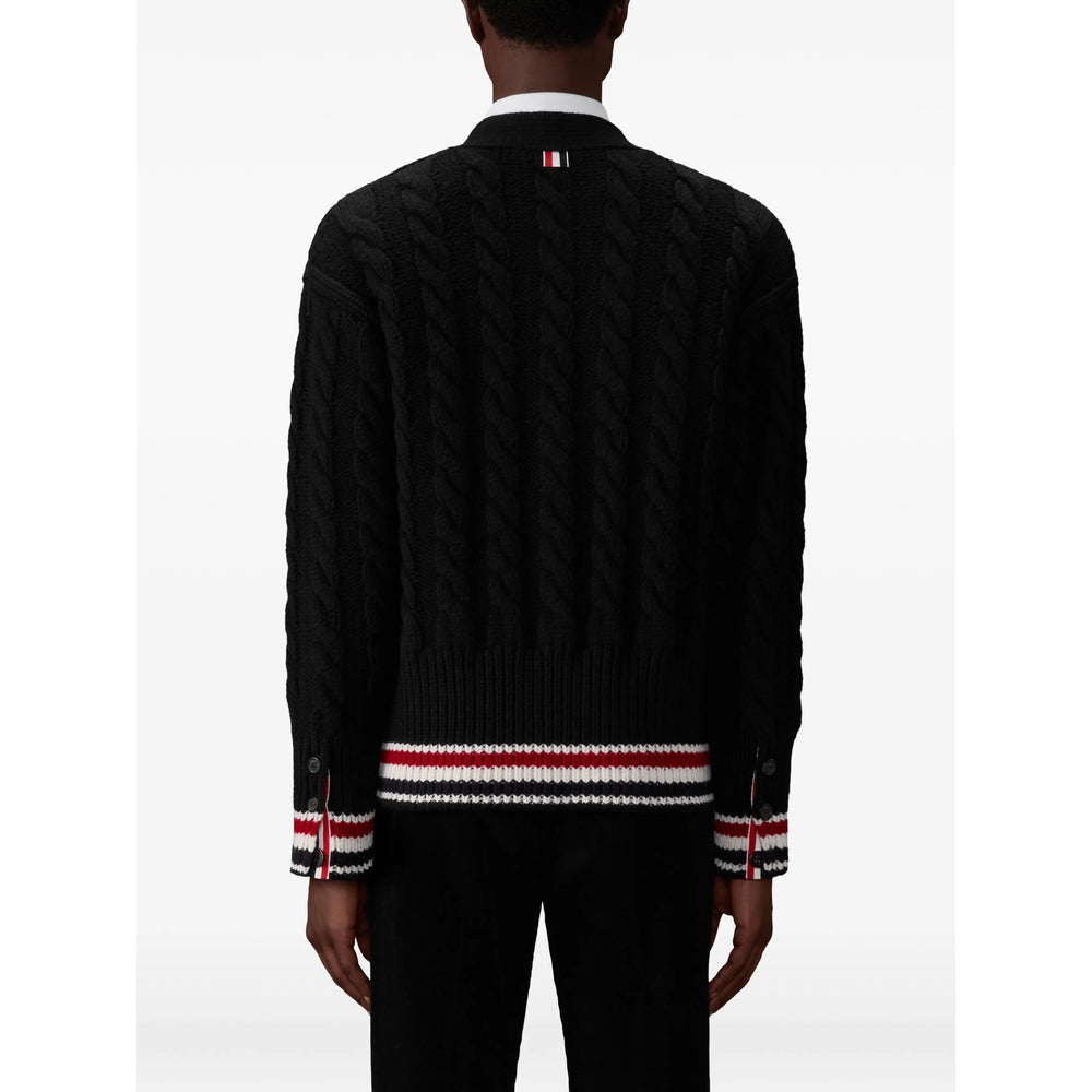 Rich Cable Knit V-neck Sweater