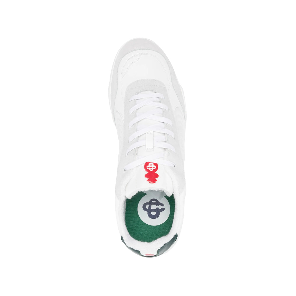 Sneaker