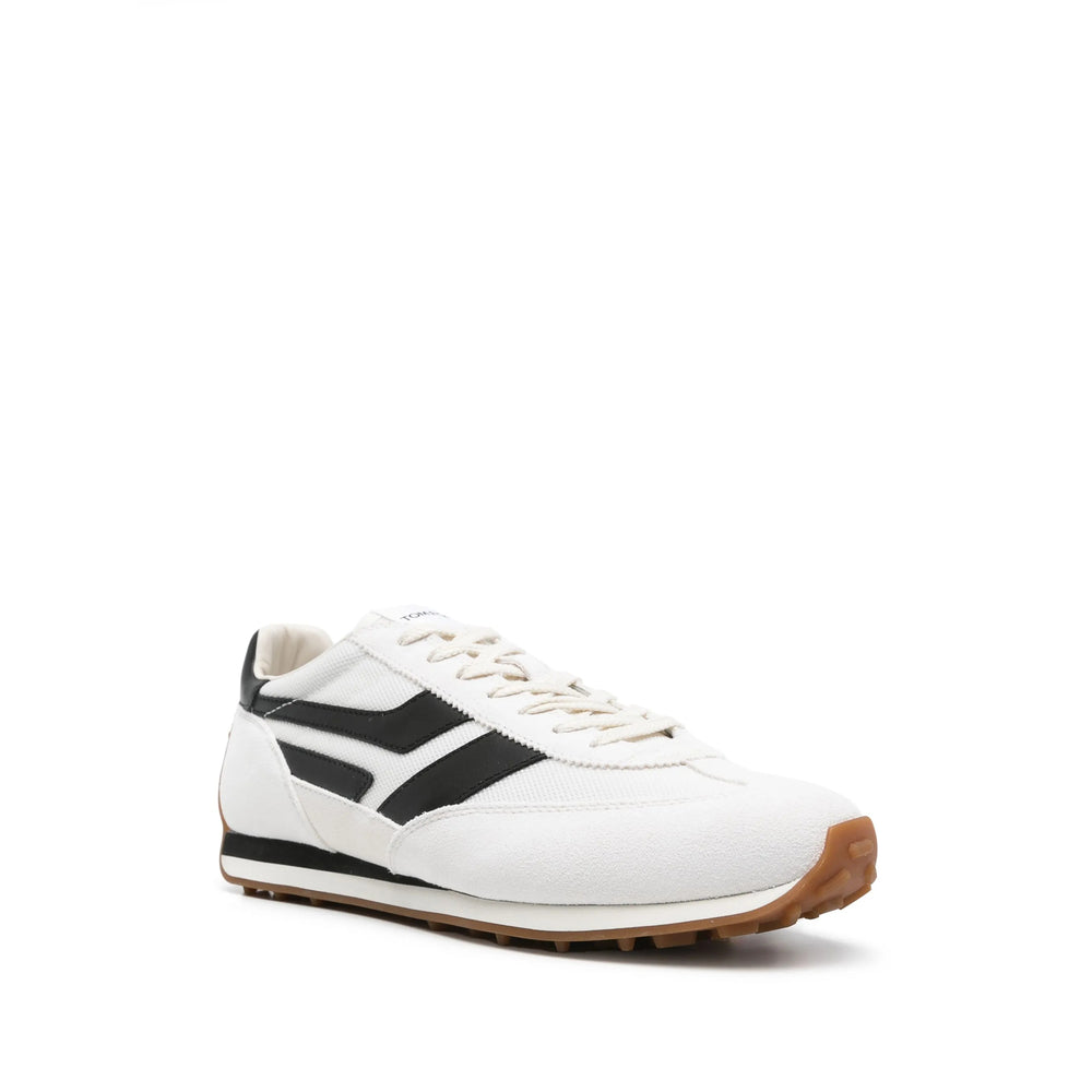 Clean White Lace-up Sneaker