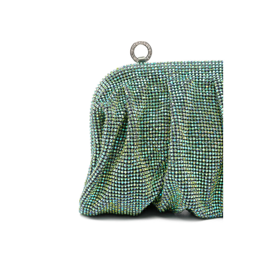 Delicate Chain Clasp Box