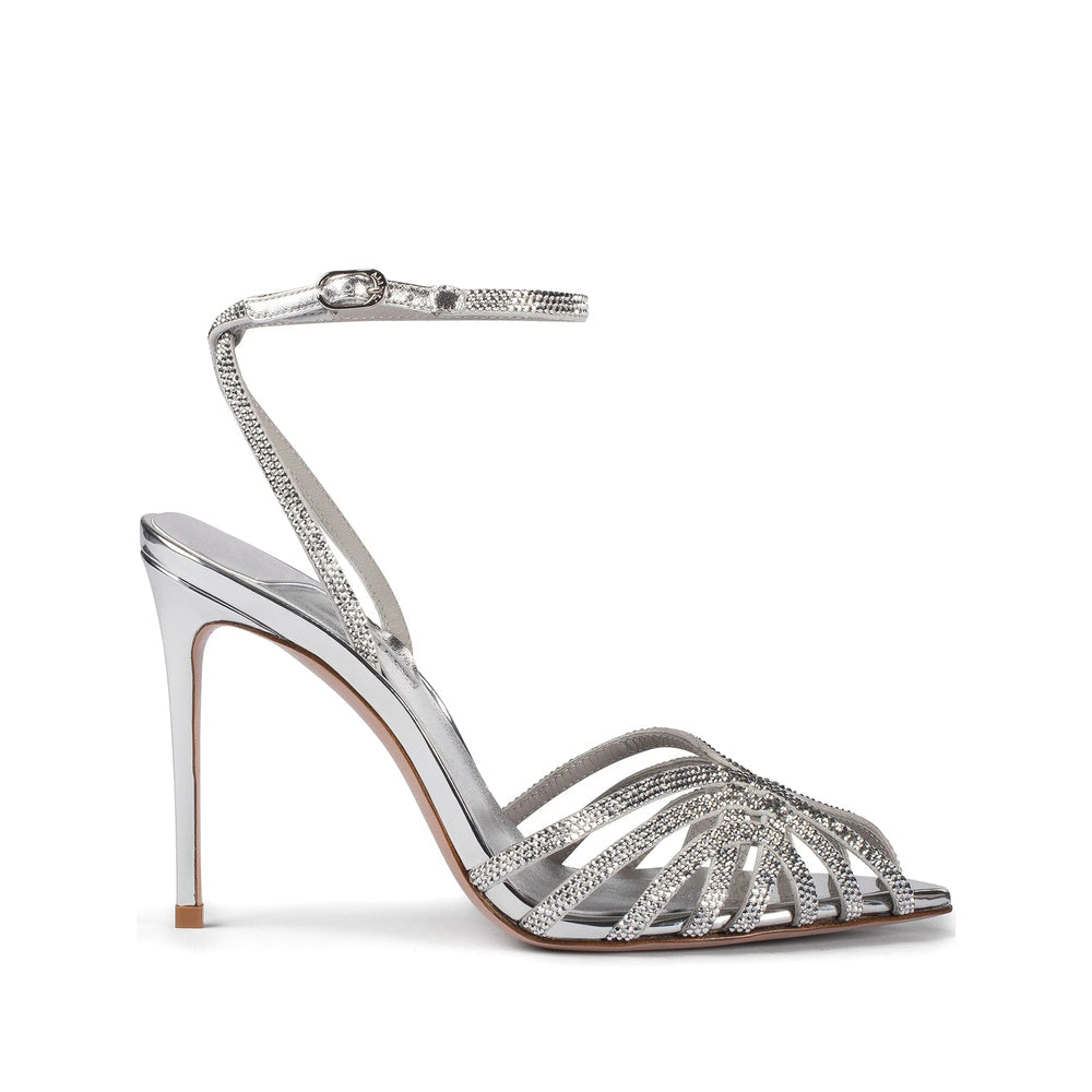 Crisp Uncaged Heel