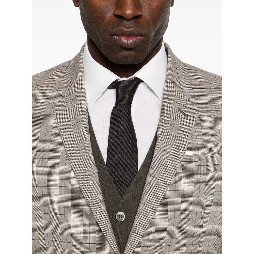 Suit Reveres 1949