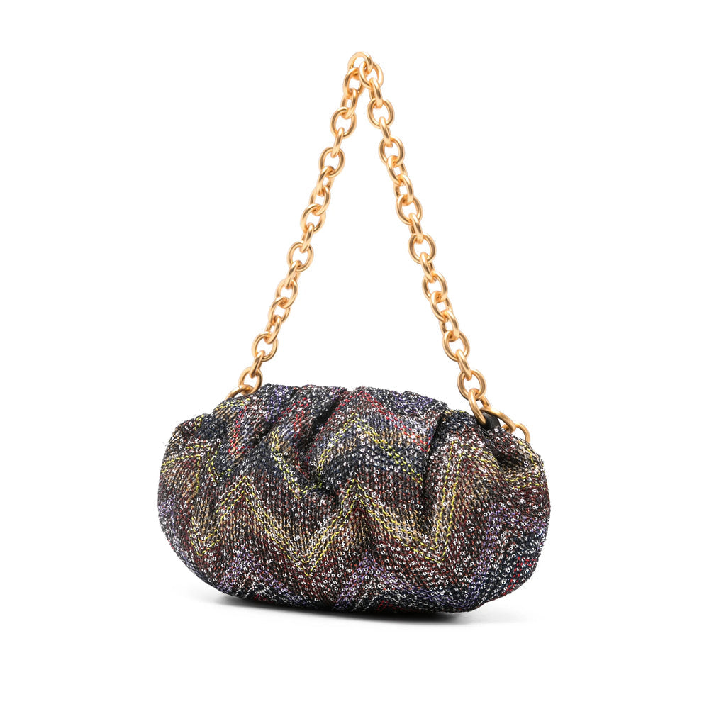 Dynamic Zigzag Chain