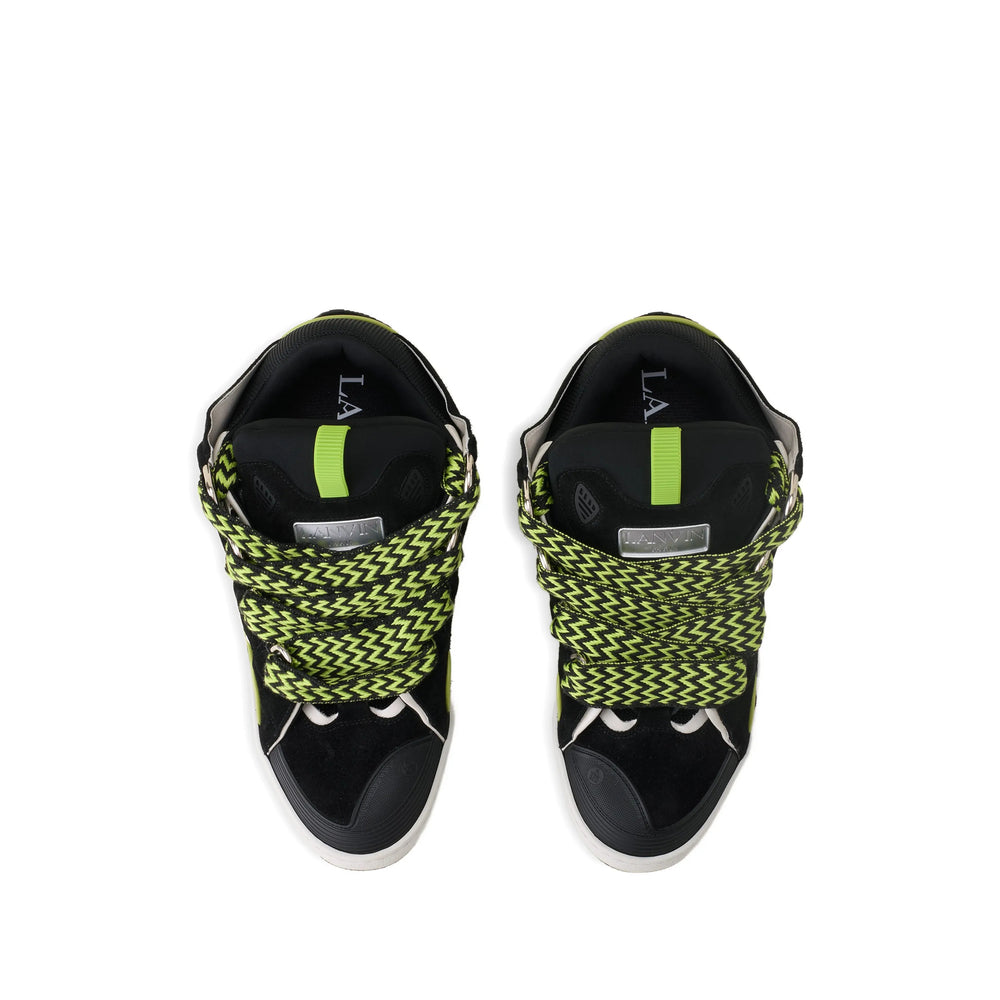 Sneaker