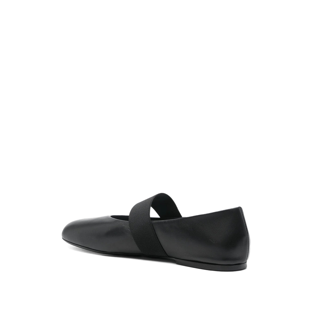 Shoes Co