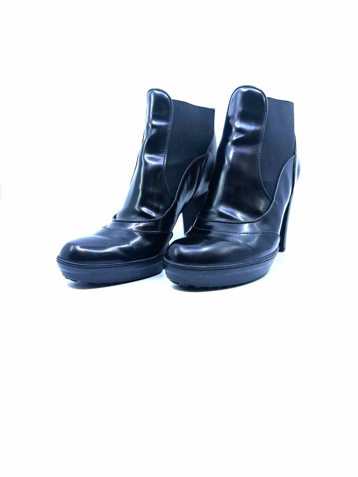 TOD'S Size 8.5 Black Leather Ankle Boot