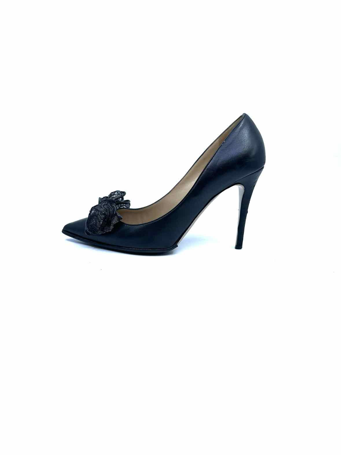 VALENTINO GARAVANI Size 8.5 Black Leather Pumps