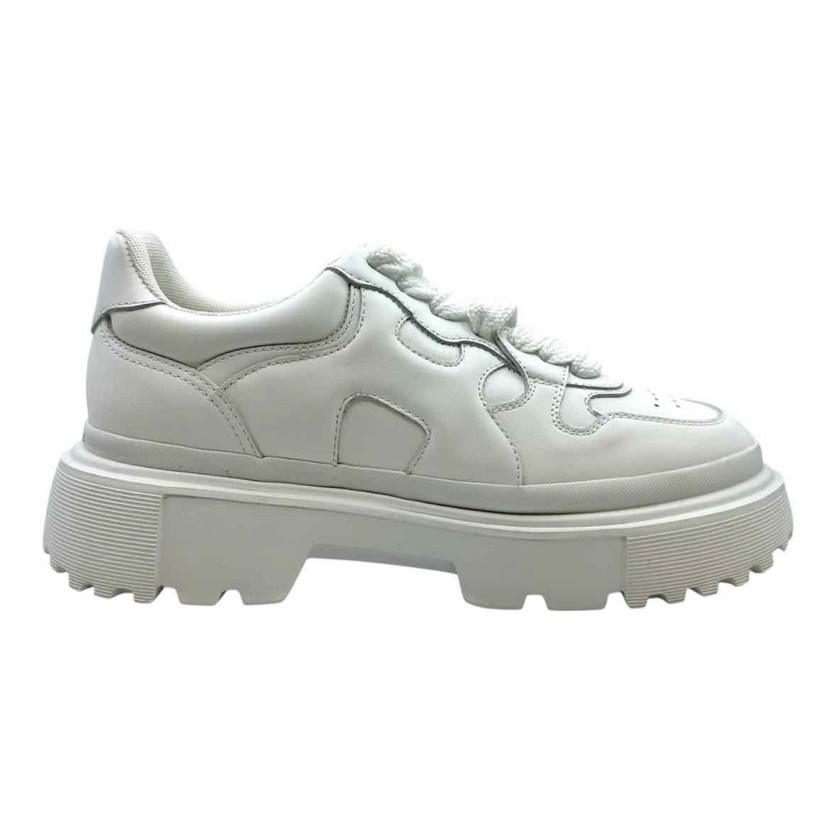 HOGAN Size 8 White Sneakers