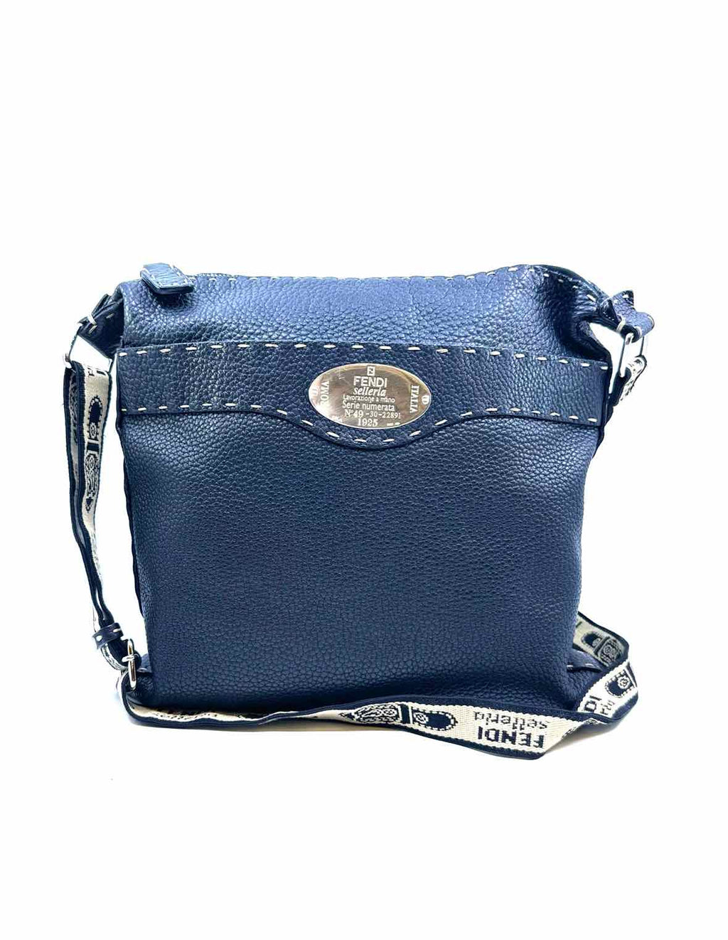 FENDI Black Leather Solid Handbag