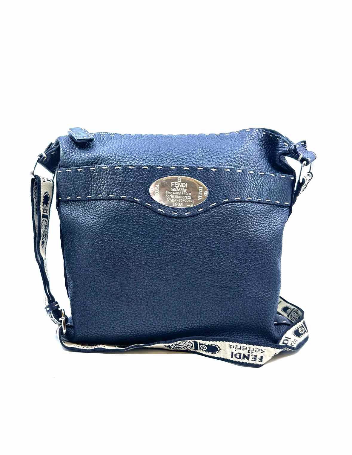 FENDI Black Leather Solid Handbag