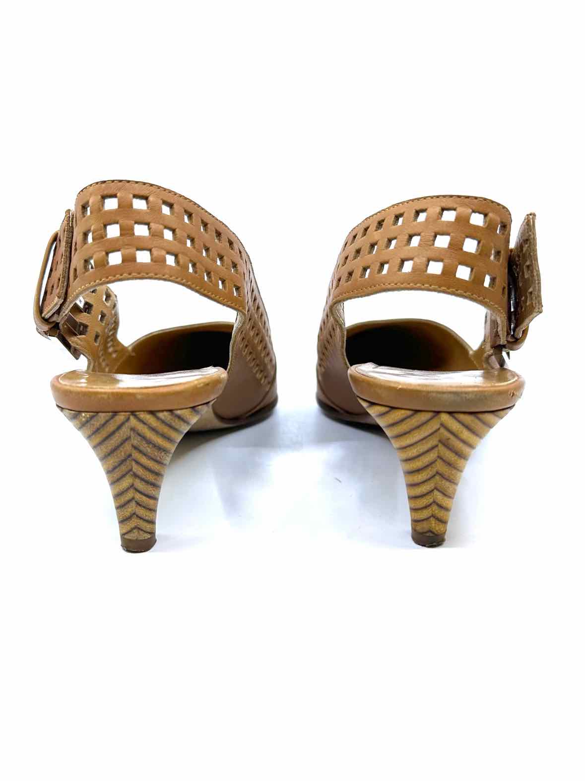 BOTTEGA VENETA Size 5.5 Camel Sandals