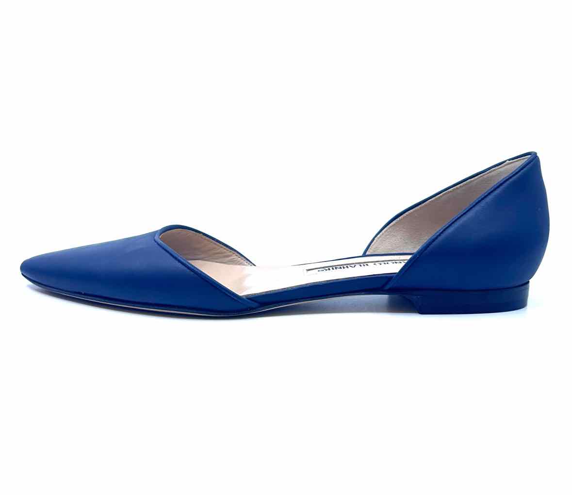 MANOLO BLAHNIK Size 7 Navy Flats