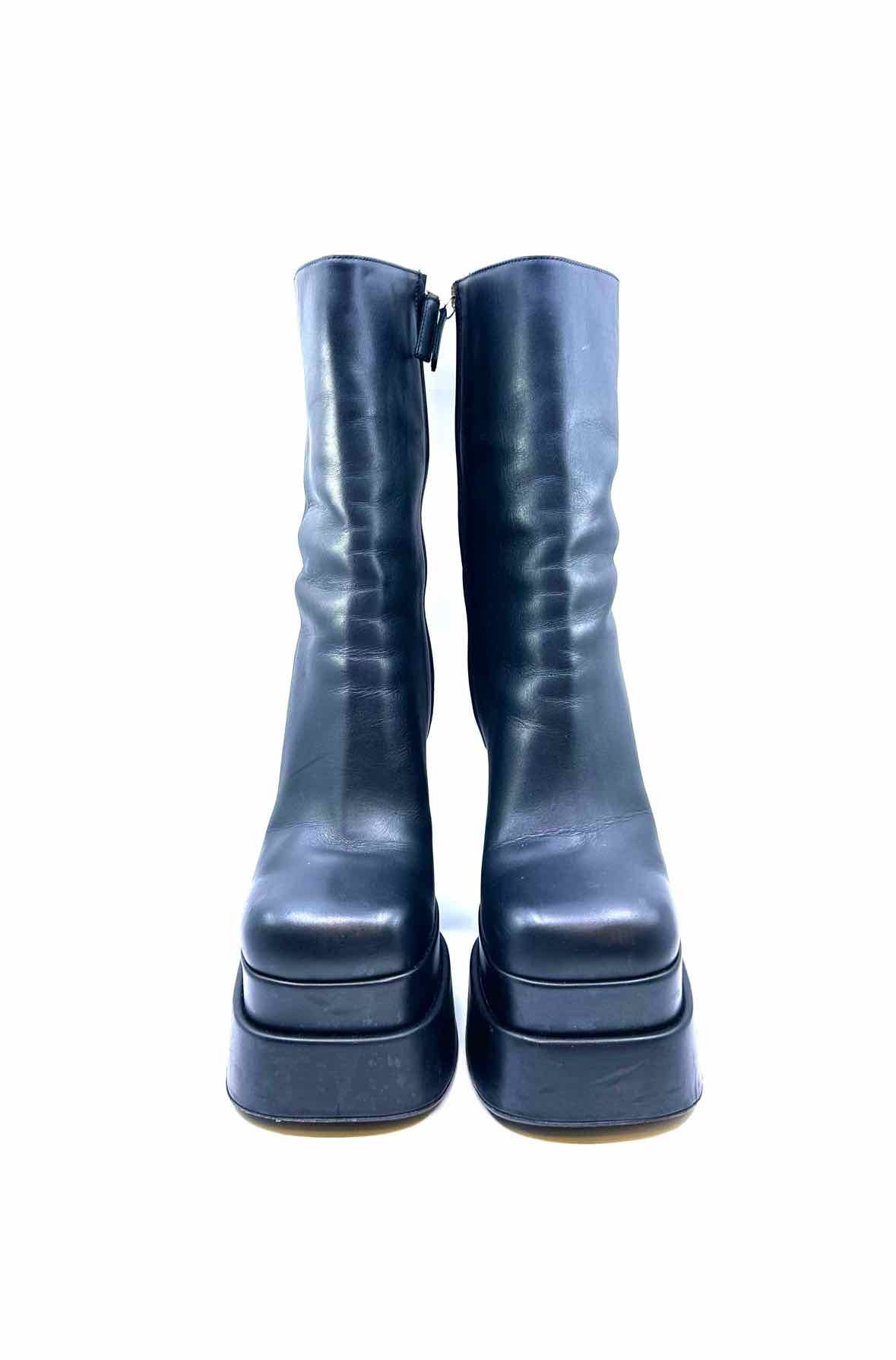 VERSACE Size 9 Black Leather Solid Ankle Boot